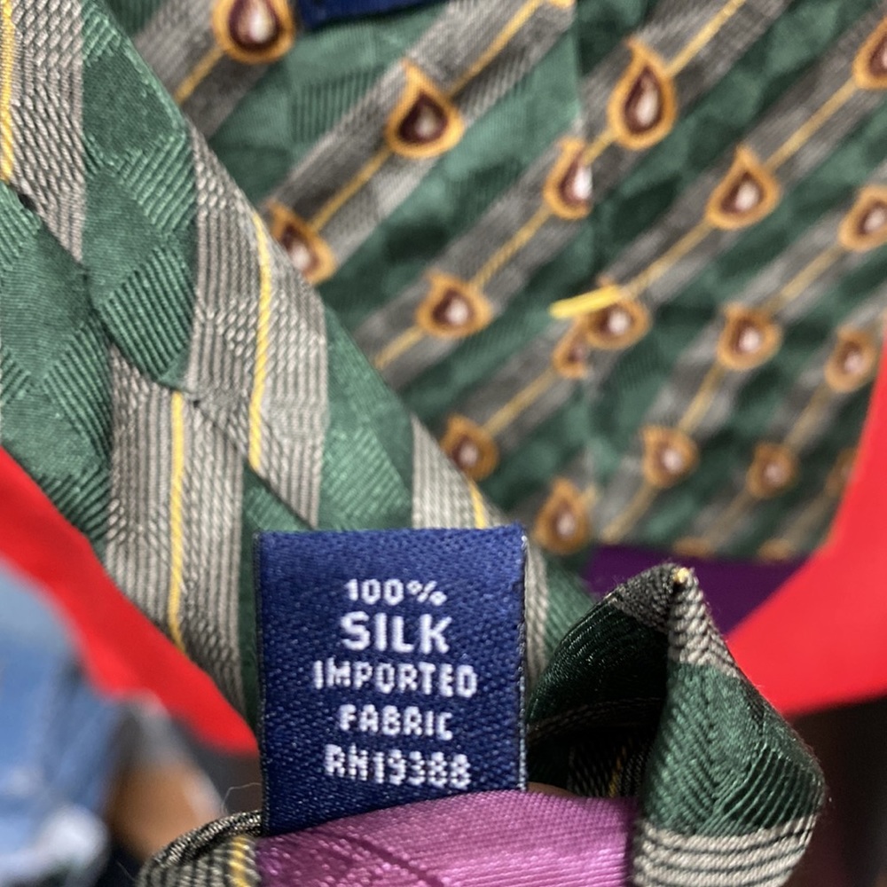 Vintage Nautica Tie - Picture 6 of 6